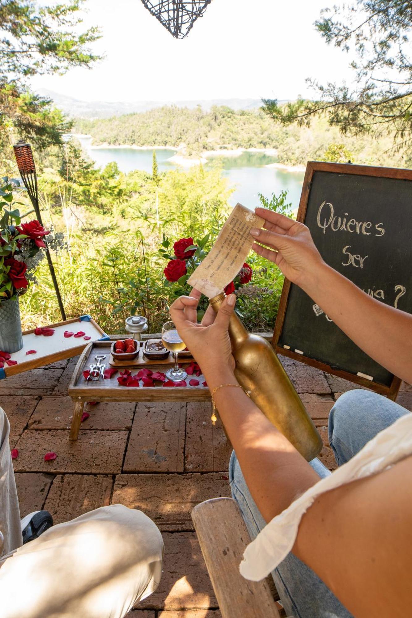 Levit Glamping - Hotel Guatape Penol (Adults Only) Exterior photo